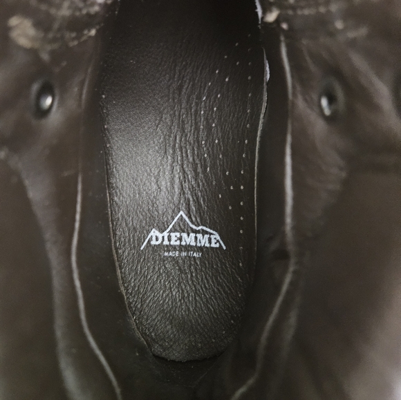 Diemme Roccia Vet Brown Leather Hiking Boots with Red Laces - Picture 10 of 10